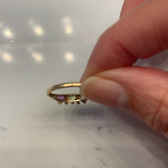 Aquamarine, Peridot, and Amethyst heart ring - Picture 2 of 5